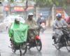 Người Sài Gòn được giải nhiệt sau cơn mưa lớn dịp nghỉ lễ